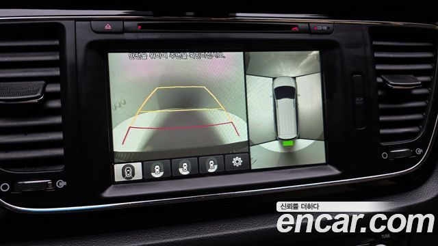 Kia Canival 2018 — photo 21