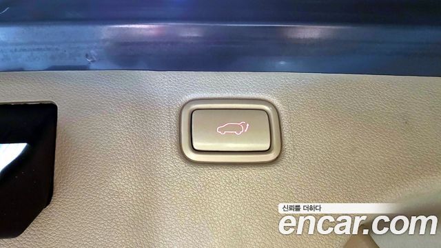 Kia Canival 2018 — photo 31