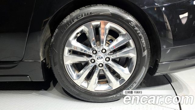 Kia Canival 2018 — photo 34