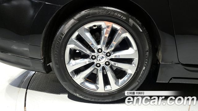 Kia Canival 2018 — photo 35
