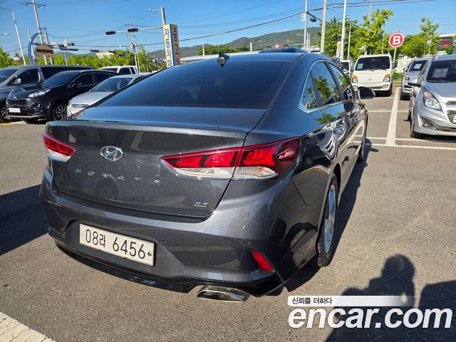 Hyundai Sonata 2018 — photo 2