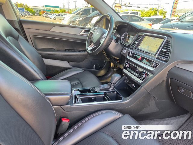 Hyundai Sonata 2018 — photo 10