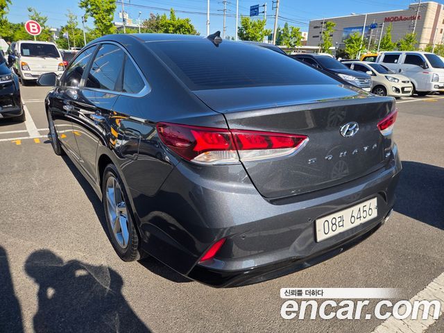 Hyundai Sonata 2018 — photo 13