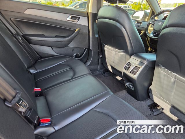 Hyundai Sonata 2018 — photo 15