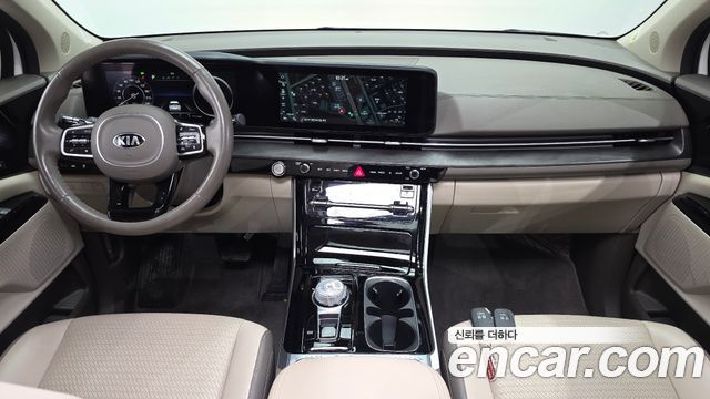 Kia Canival 2021 — photo 10