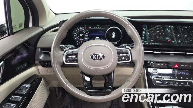Kia Canival 2021 — photo 19