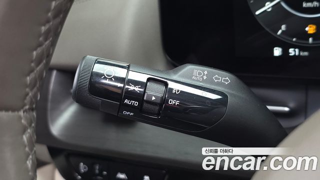 Kia Canival 2021 — photo 28