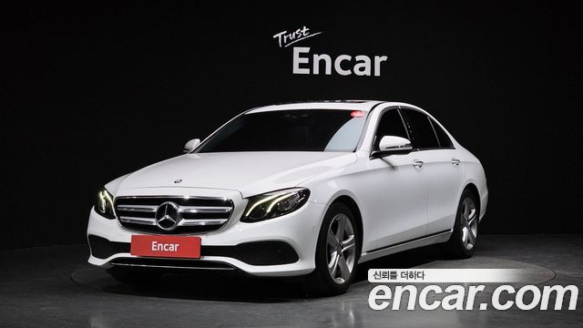 Mercedes-Benz E-Class 2017 — photo 1