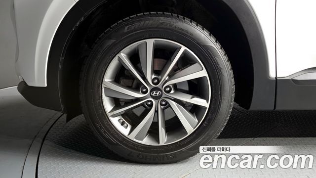 Hyundai Santafe 2019 — photo 5