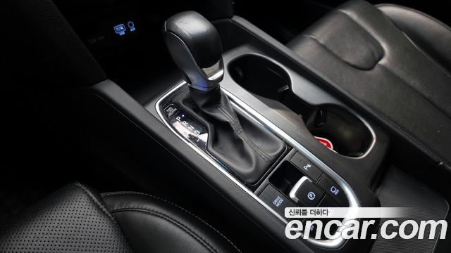 Hyundai Santafe 2019 — photo 9