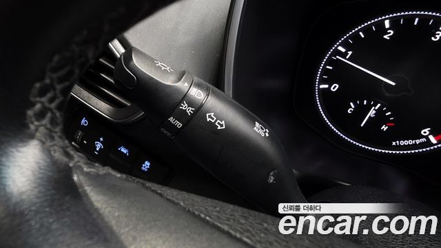 Hyundai Santafe 2019 — photo 17