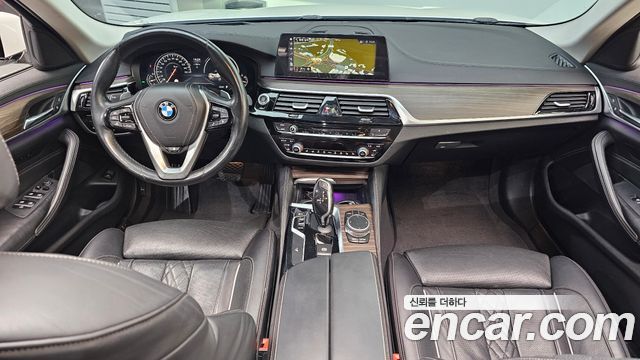 BMW 5-Series 2018 — photo 7