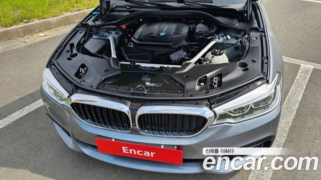 BMW 5-Series 2019 — photo 6