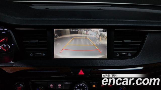 Kia K7 2016 — photo 16