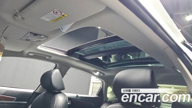 Kia K7 2016 — photo 18
