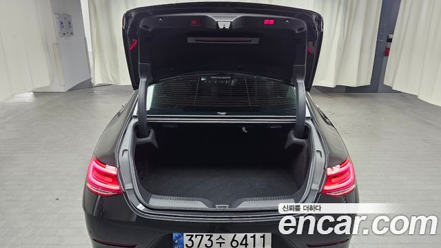 Mercedes-Benz CLS-Class 2021 — photo 16