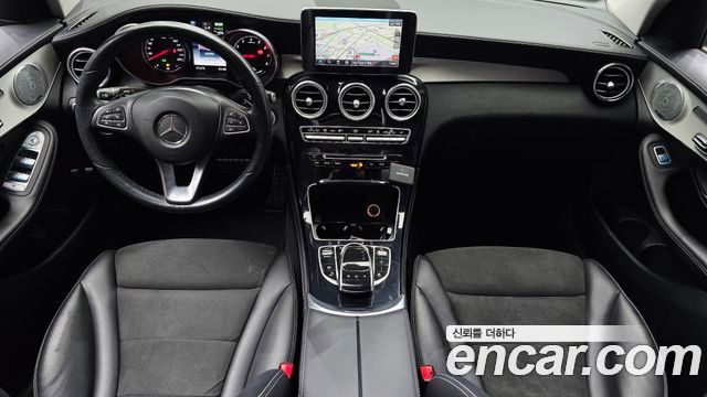 Mercedes-Benz GLC-Class 2018 — photo 10