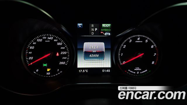 Mercedes-Benz GLC-Class 2018 — photo 11