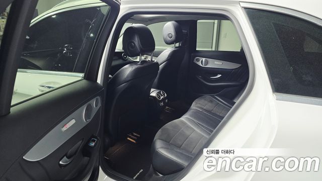 Mercedes-Benz GLC-Class 2018 — photo 17
