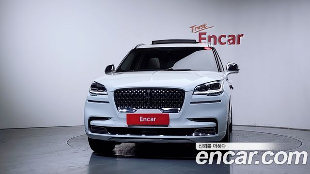 Lincoln Aviator 2021 — photo 3