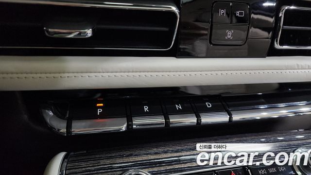Lincoln Aviator 2021 — photo 12