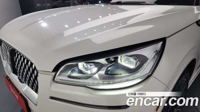 Lincoln Aviator 2021 — photo 8