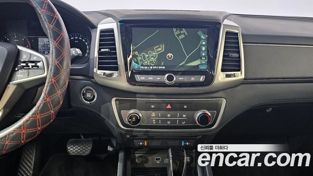 KG Mobility Rexton 2018 — photo 20
