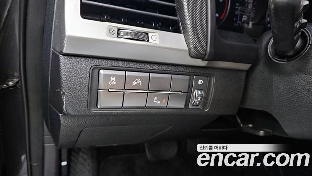 KG Mobility Rexton 2018 — photo 23