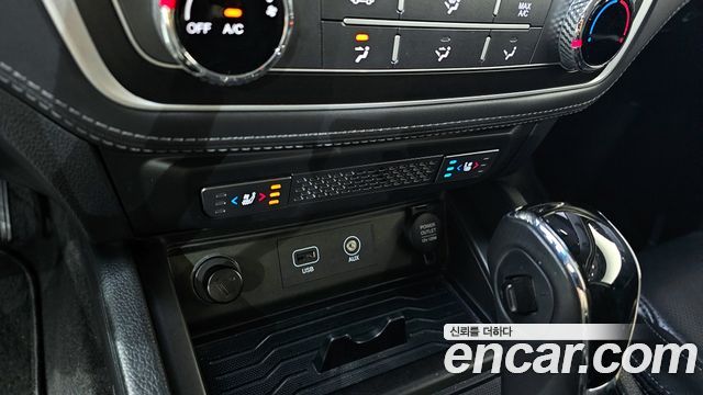 KG Mobility Rexton 2018 — photo 25