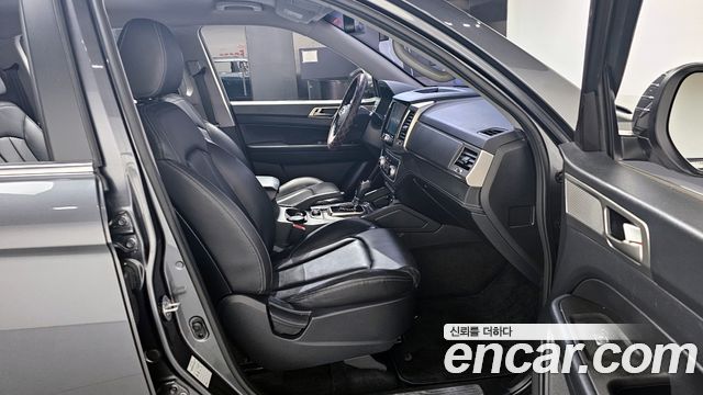 KG Mobility Rexton 2018 — photo 16