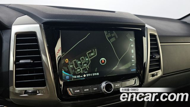 KG Mobility Rexton 2018 — photo 28
