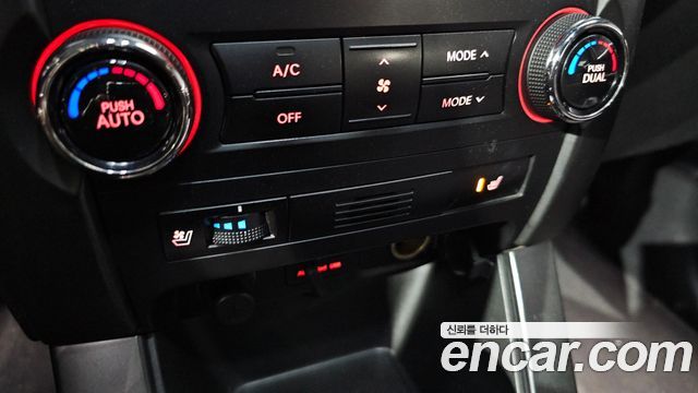 Kia Sorento 2011 — photo 23