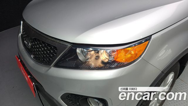 Kia Sorento 2011 — photo 8