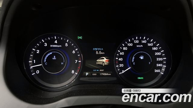 Hyundai Grandeur 2013 — photo 11