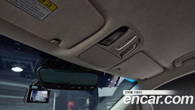 Kia K7 2016 — photo 19
