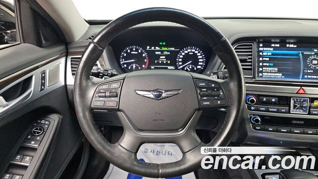 Genesis G80 2019 — photo 15