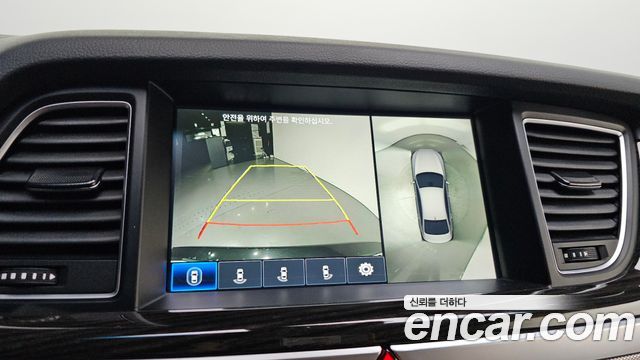 Genesis G80 2019 — photo 17