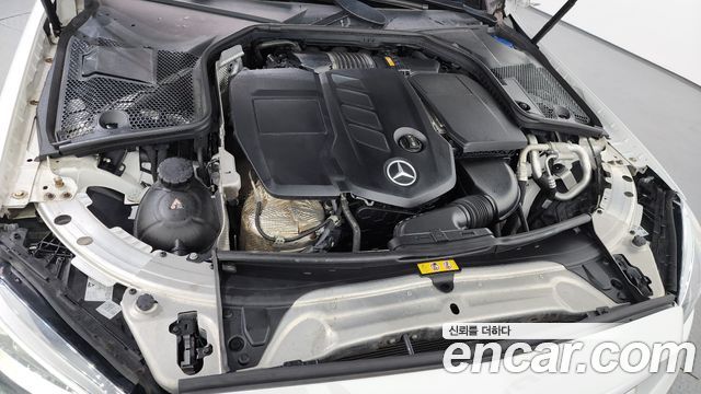 Mercedes-Benz C-Class 2020 — photo 6