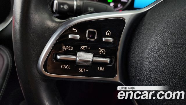 Mercedes-Benz C-Class 2020 — photo 15