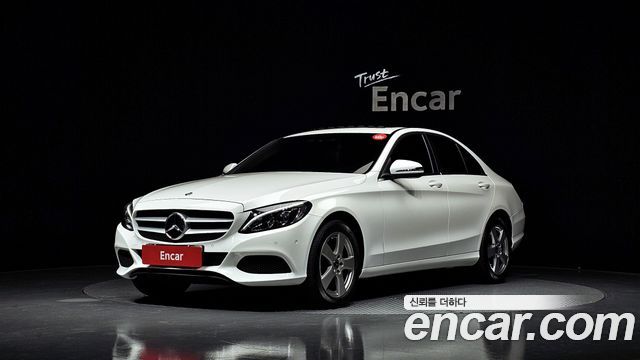 Mercedes-Benz C-Class 2018 — photo 1