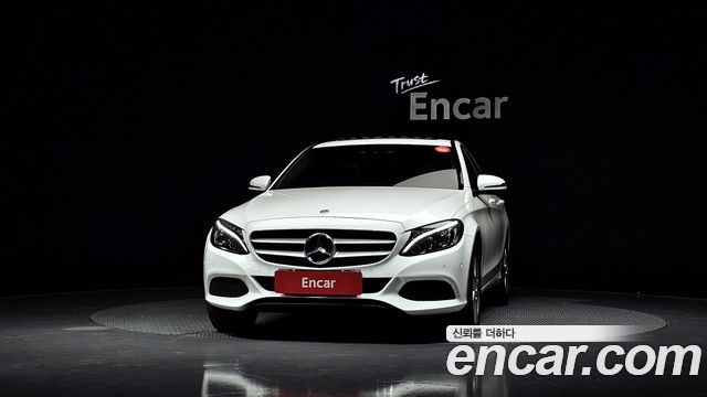Mercedes-Benz C-Class 2018 — photo 3