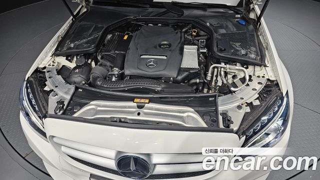 Mercedes-Benz C-Class 2018 — photo 6