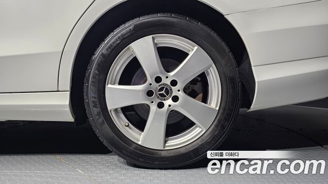 Mercedes-Benz C-Class 2018 — photo 7