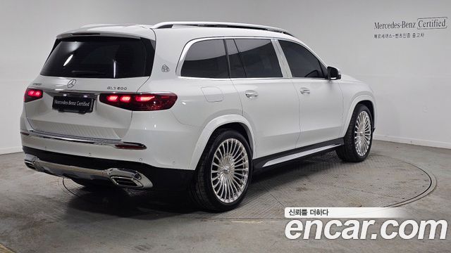 Mercedes-Benz GLS-Class 2025 — photo 4