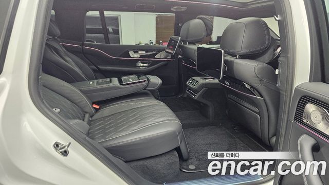 Mercedes-Benz GLS-Class 2025 — photo 15