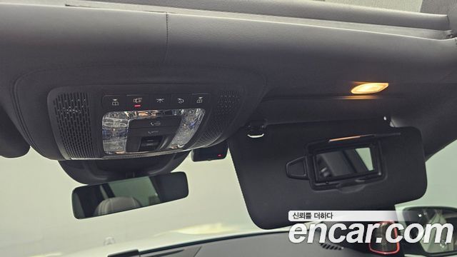 Mercedes-Benz GLS-Class 2025 — photo 16