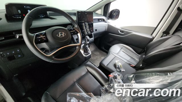 Hyundai Staria 2023 — photo 10