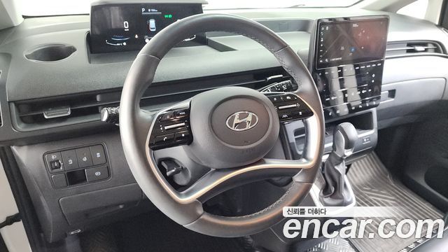 Hyundai Staria 2023 — photo 20