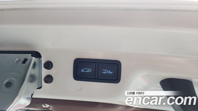 Hyundai Staria 2023 — photo 21