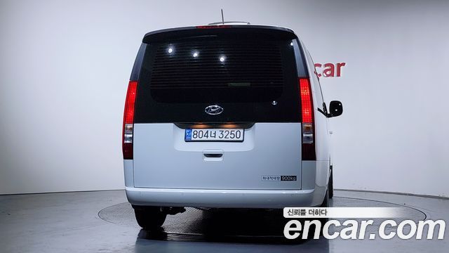 Hyundai Staria 2023 — photo 14